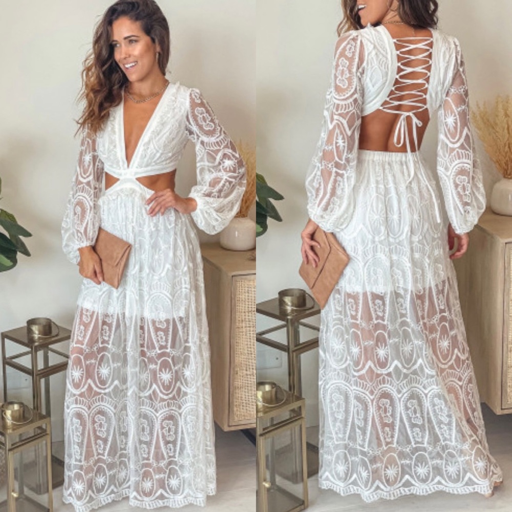 White Cut out Lace Bubble Sleeve Maxi Dress